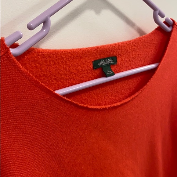 Crew Neck Crop - Picture 2 of 3